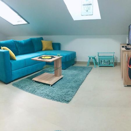 Apartman Santorini Novi Sad Buitenkant foto