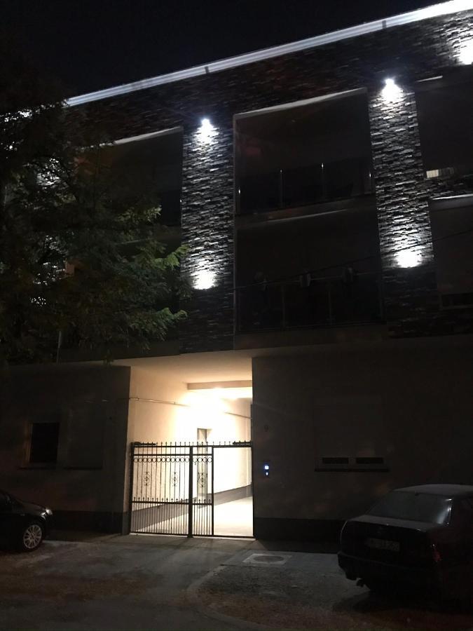 Apartman Santorini Novi Sad Buitenkant foto